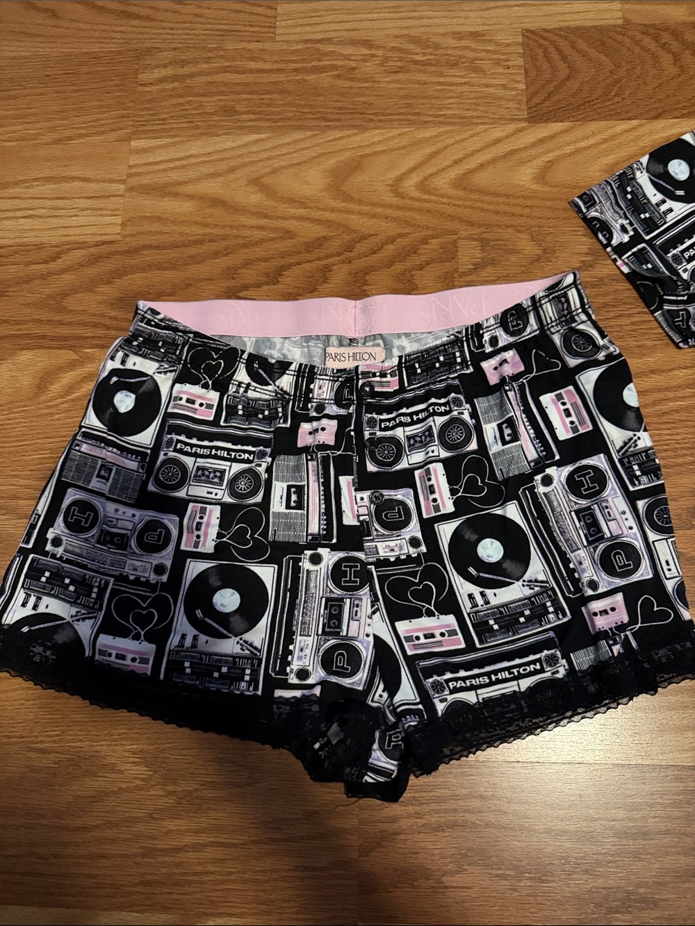 Paris Hilton Black & Pink Cassette and Record Girls Pajama Set - Picture 2 of 4